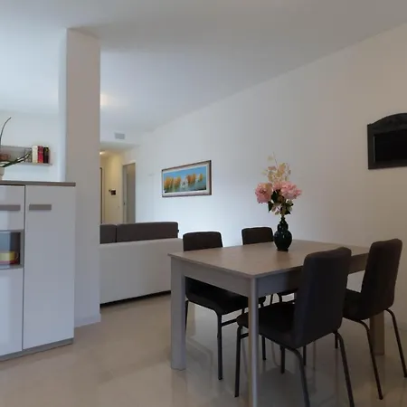 Apartment Mamma Ciccia Holiday - Lake Gem *