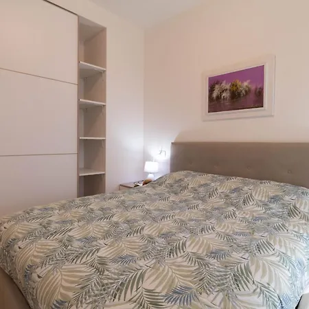 Mamma Ciccia Holiday - Lake Gem Apartment